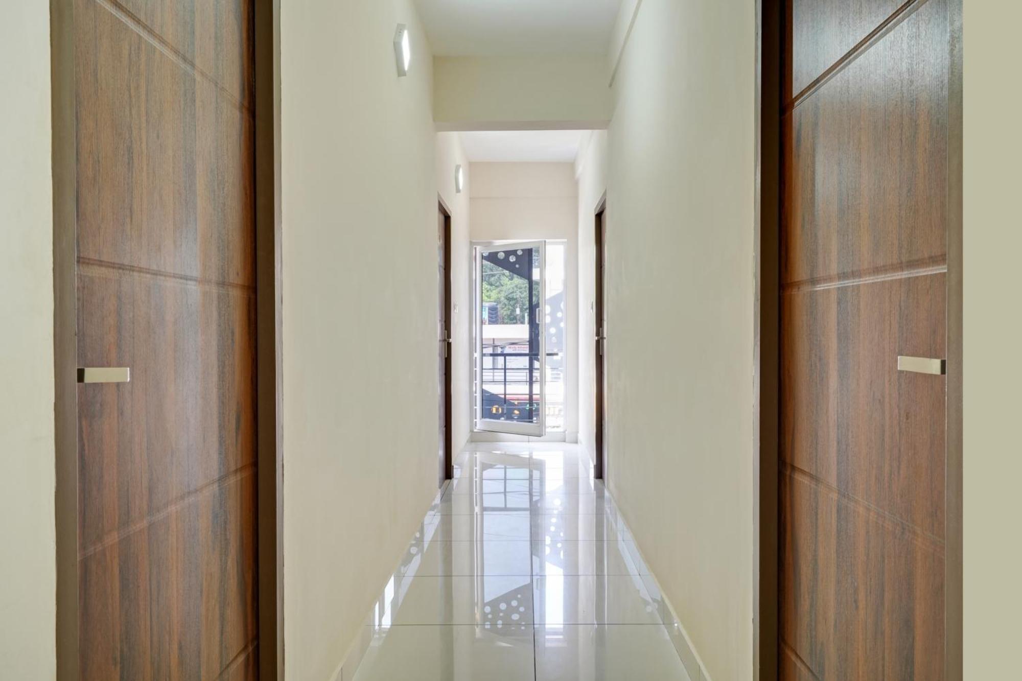 Gypsy Hotel Cusat Kochi Eksteriør bilde
