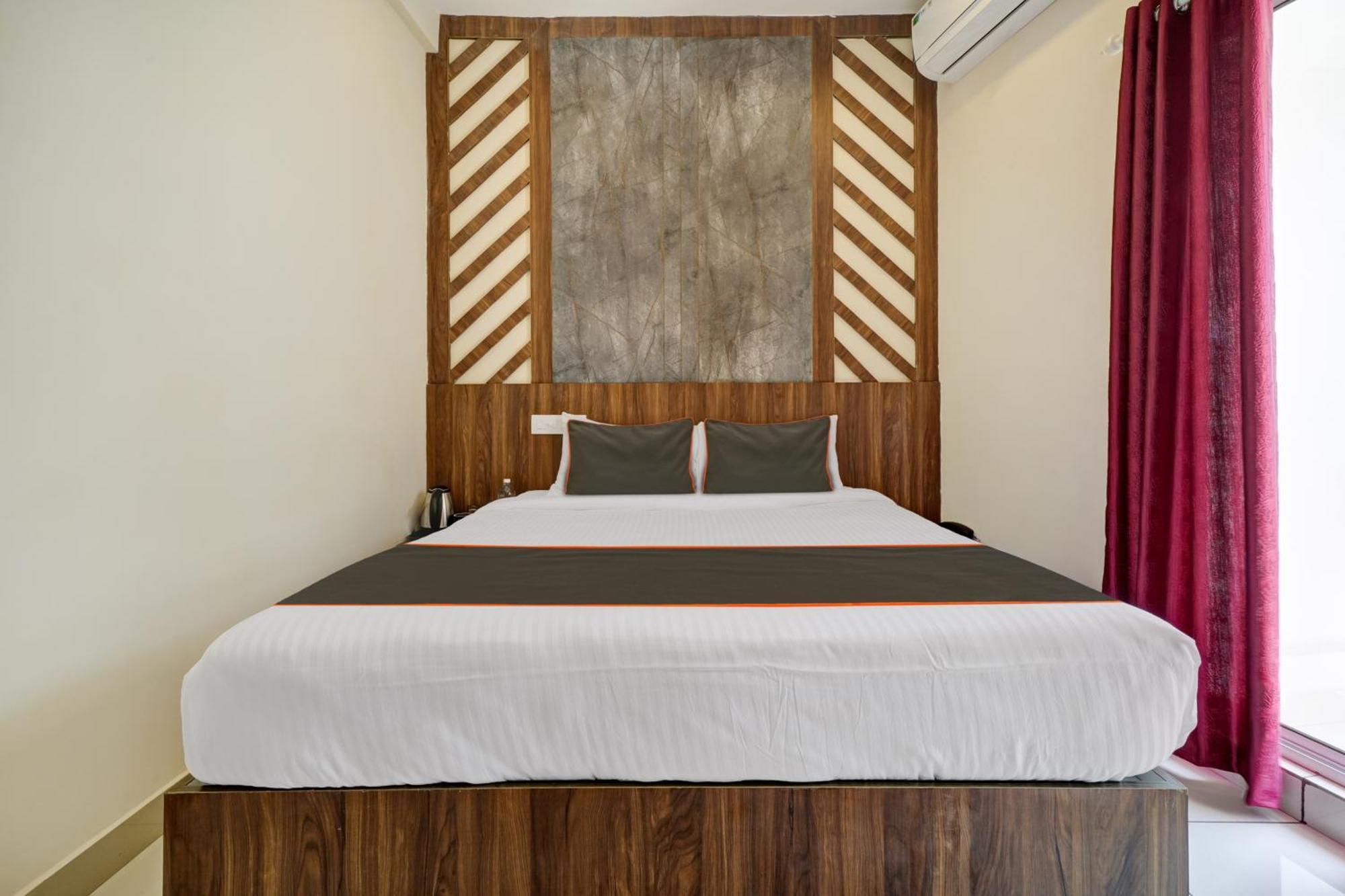 Gypsy Hotel Cusat Kochi Eksteriør bilde