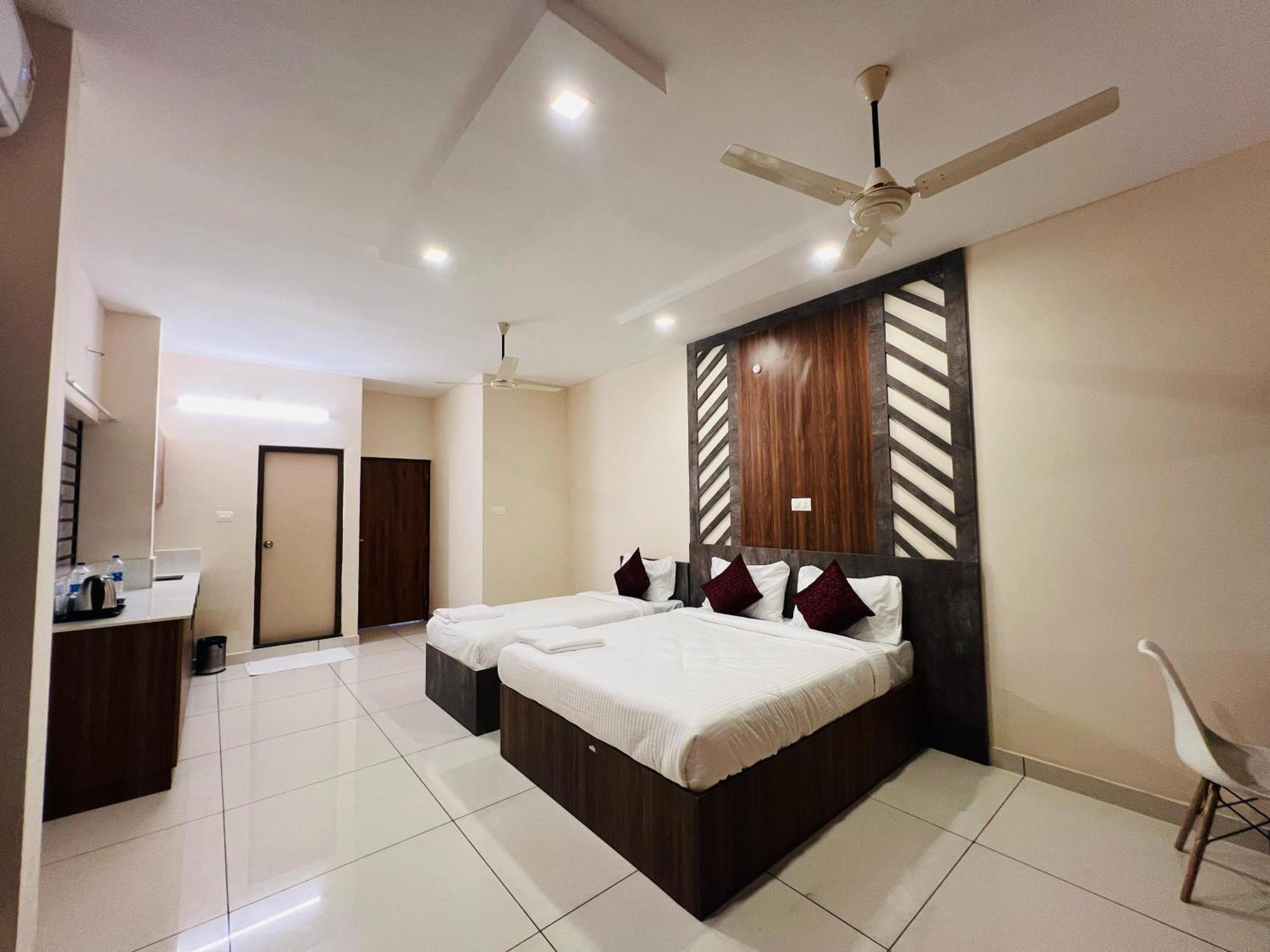 Gypsy Hotel Cusat Kochi Eksteriør bilde